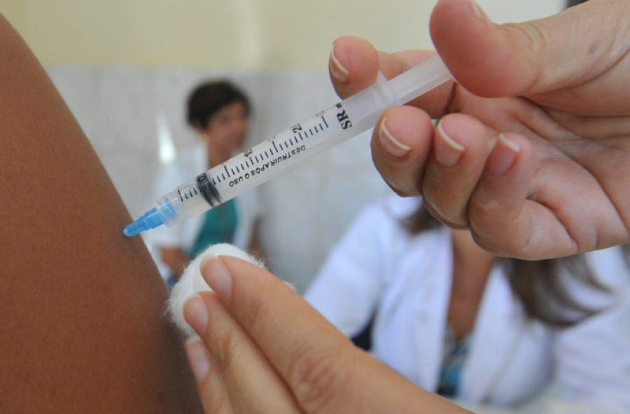 Governo de Mato Grosso do Sul libera vacina contra gripe para toda a população